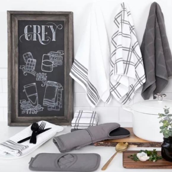 Bed Bath & Beyond Kitchen Our Tableeveryday Solid Kitchen Towels